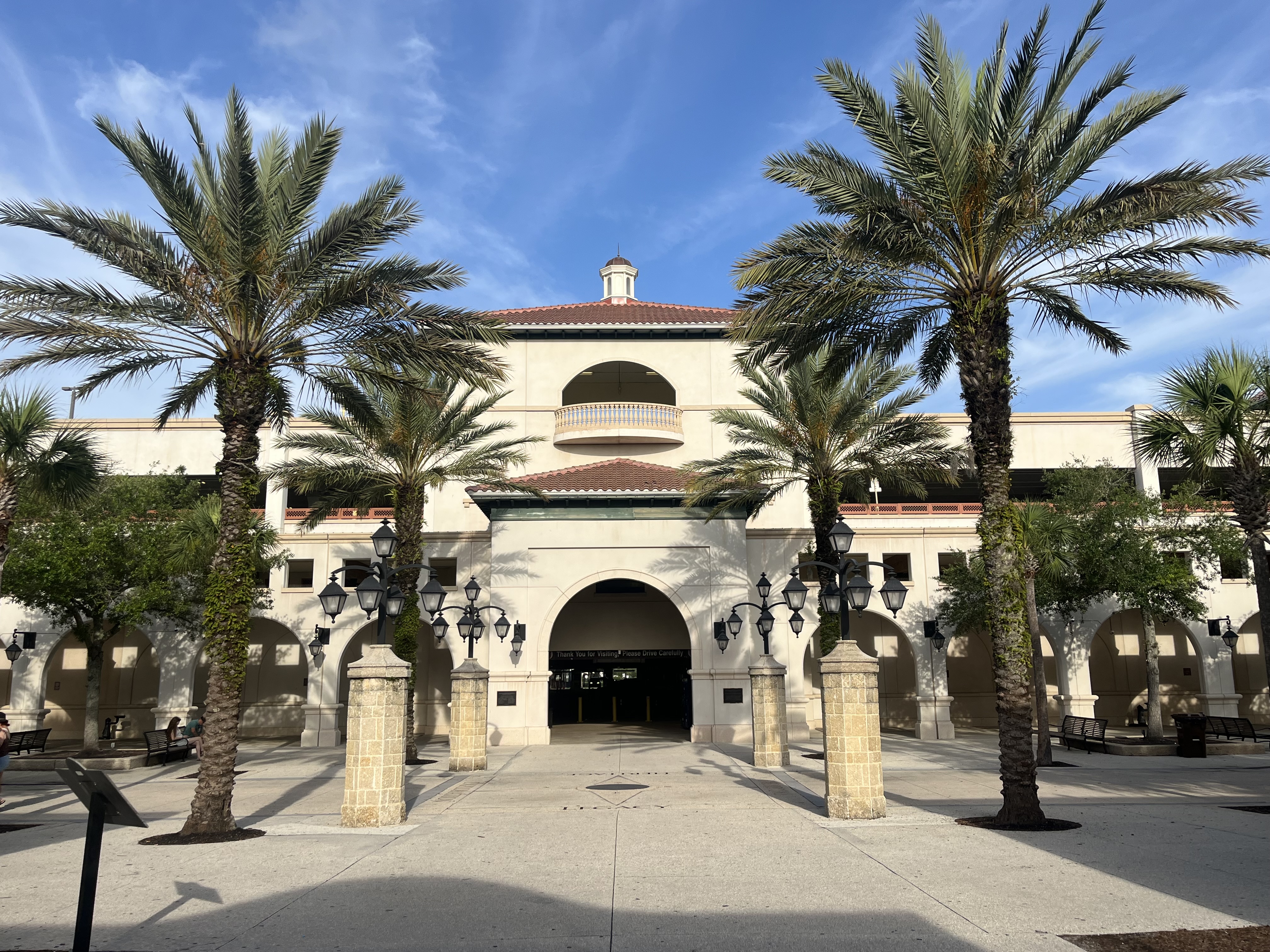 University parking garage exterior painting cream finish by HPC in Gainesville Florida